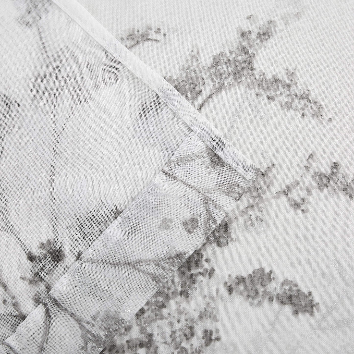 72" White And Gray Floral Shower Curtain - Homeroots - Flyclothing LLC