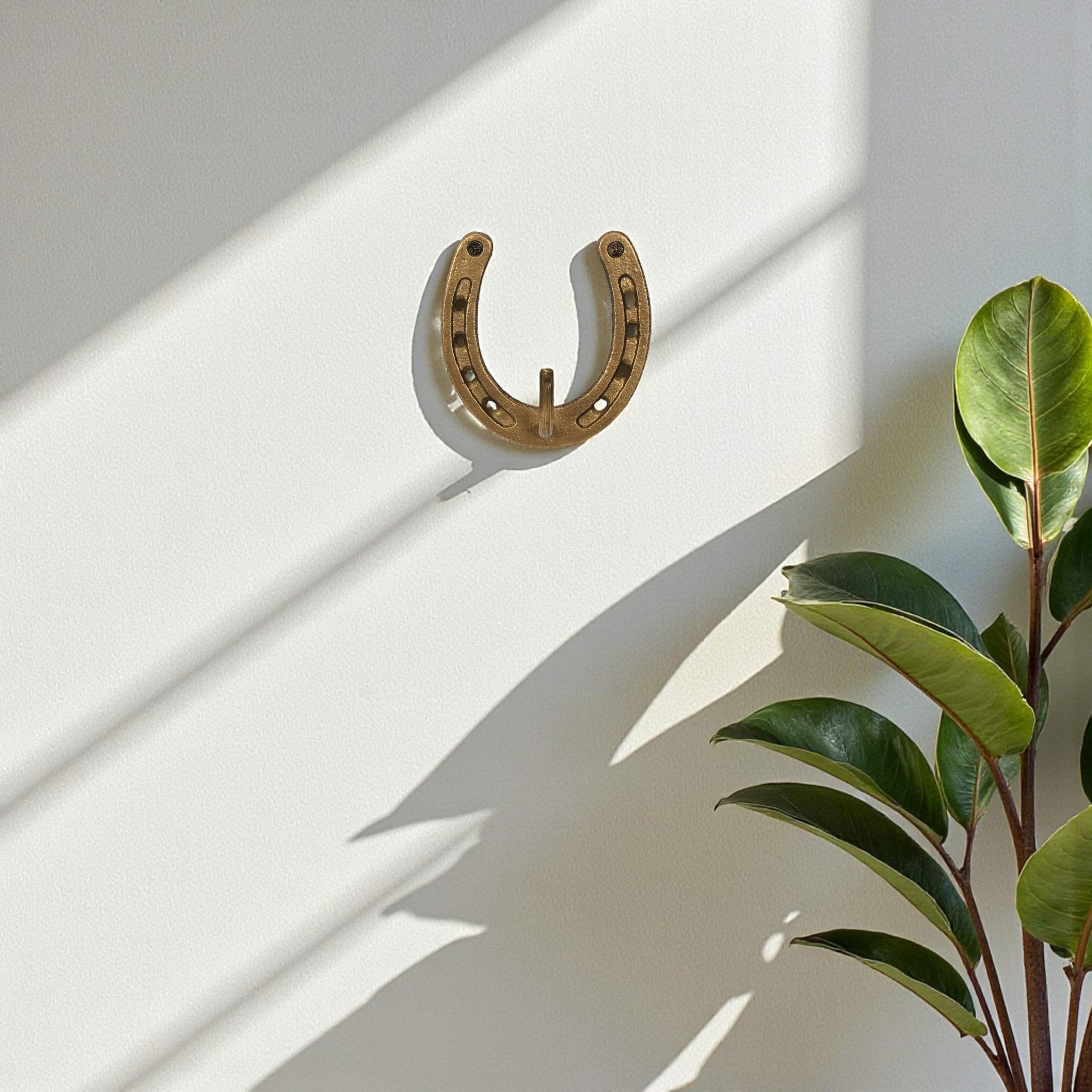 4" Antiqued Gold Cast Iron Horseshoe Wall Hook - HomeRoots - Flyclothing LLC