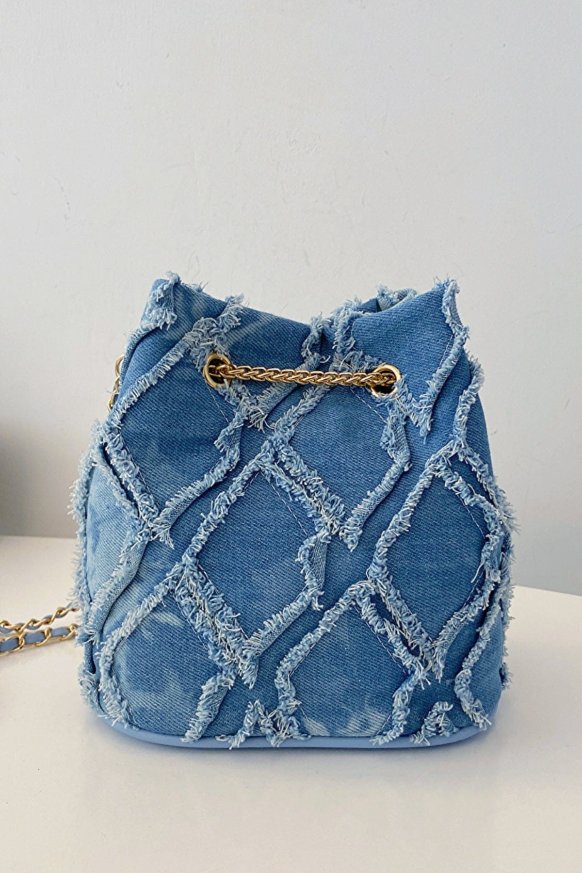 Chain Drawstring Raw Edge Denim Bucket Bag - Trendsi