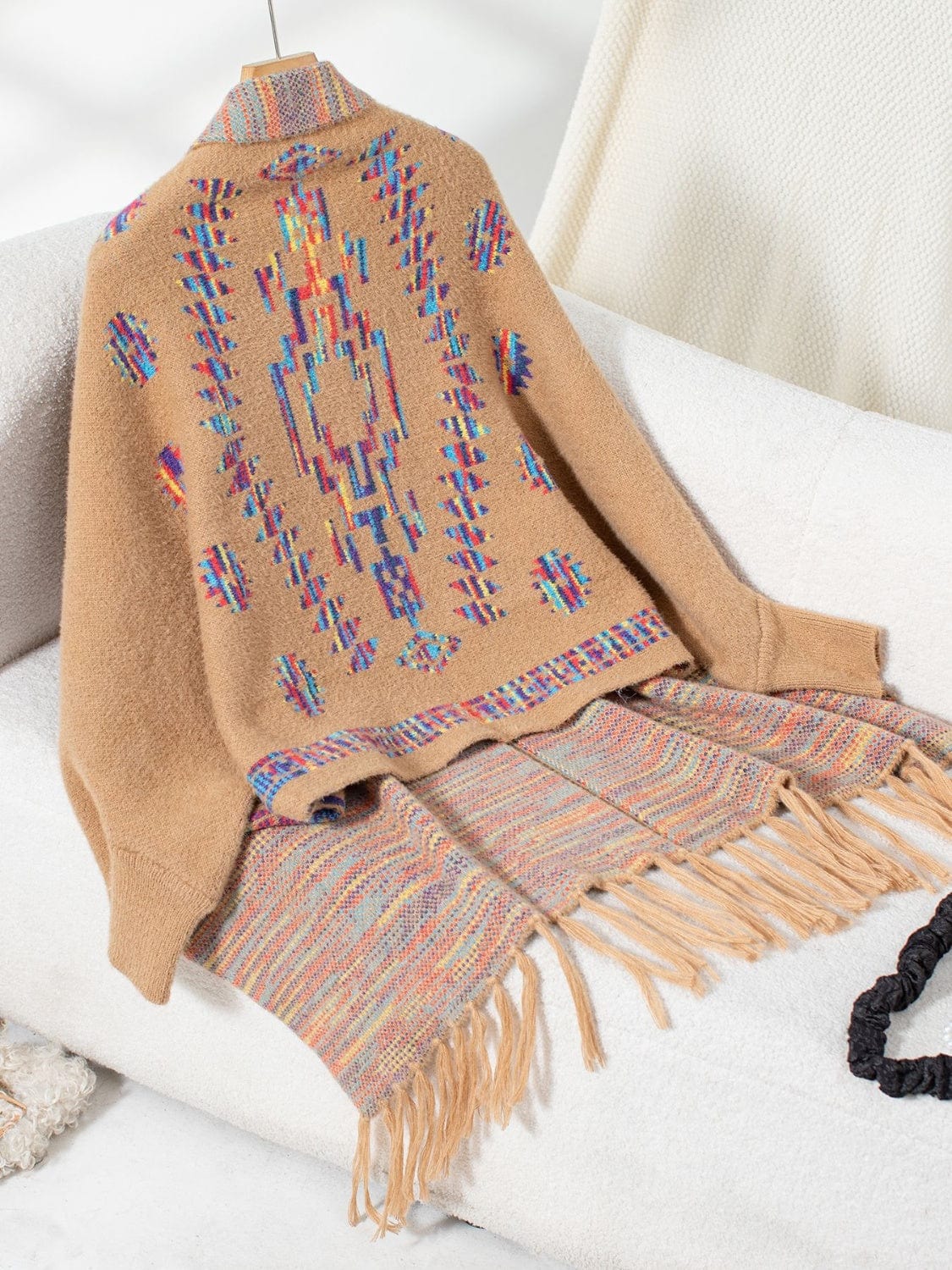 Fringe Geometric Open Front Long Sleeve Cape - Trendsi