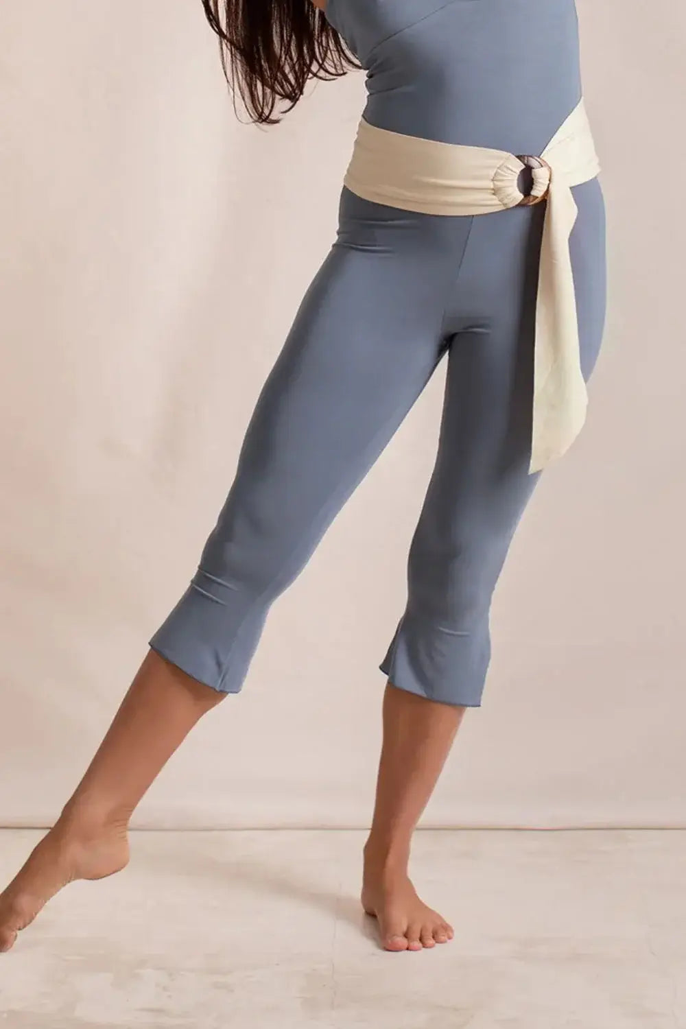 Side Slit Capris Leggings - Trendsi - Flyclothing LLC