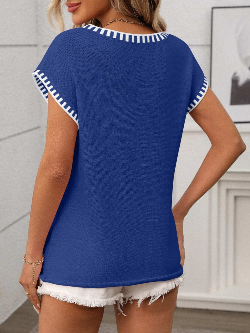 Contrast Trim V-Neck Short Sleeve Knit Top - Trendsi - Flyclothing LLC