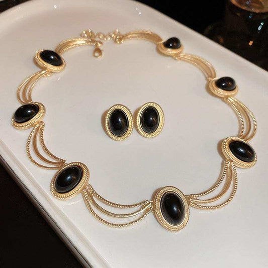 Alloy Oval Gemstone Necklace - Trendsi - Flyclothing LLC
