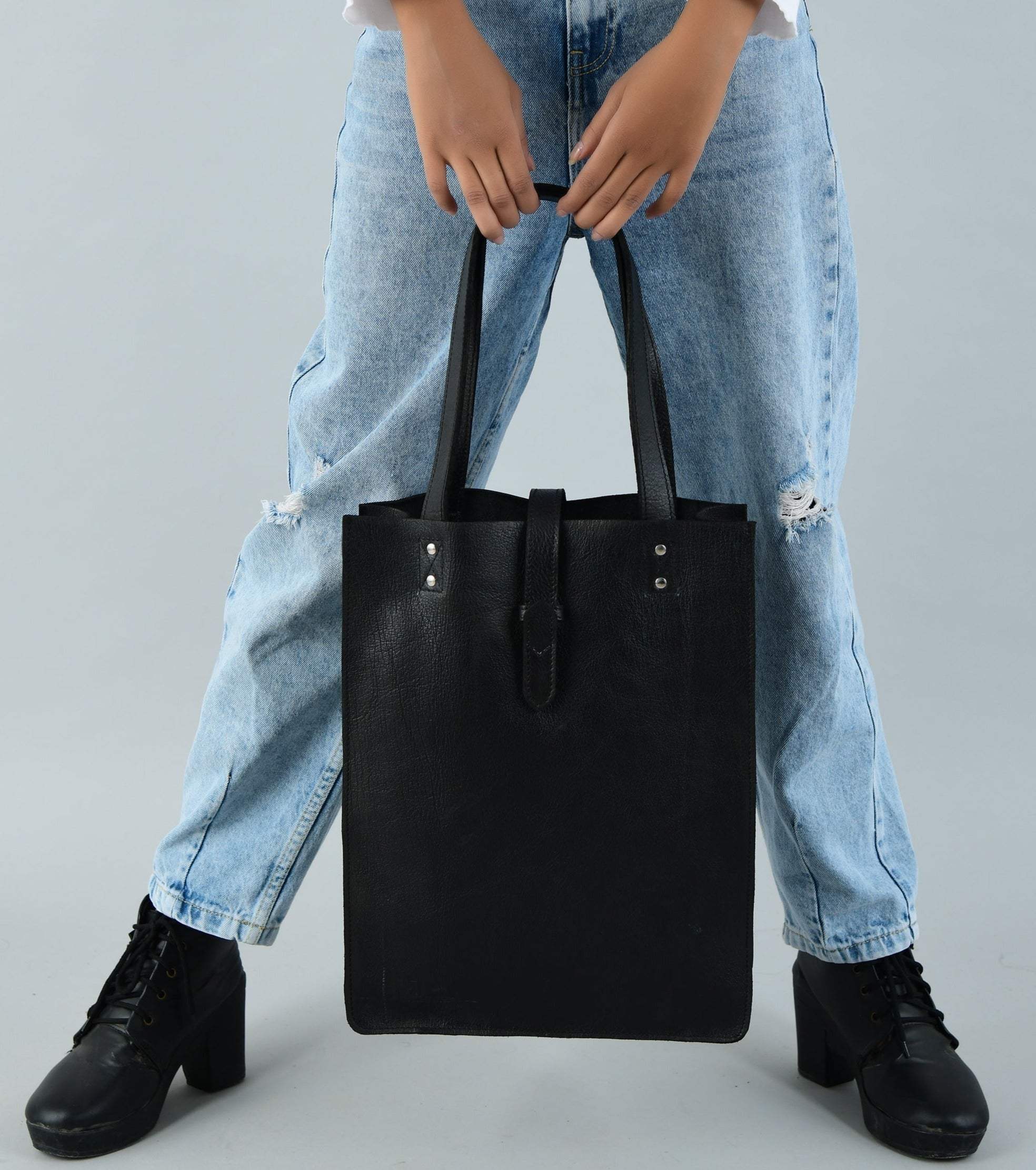 Ebony Elegance Leather Tote - Classy Leather Bags - Flyclothing LLC