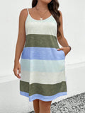 Plus Size Color Block Scoop Neck Mini Dress - Trendsi
