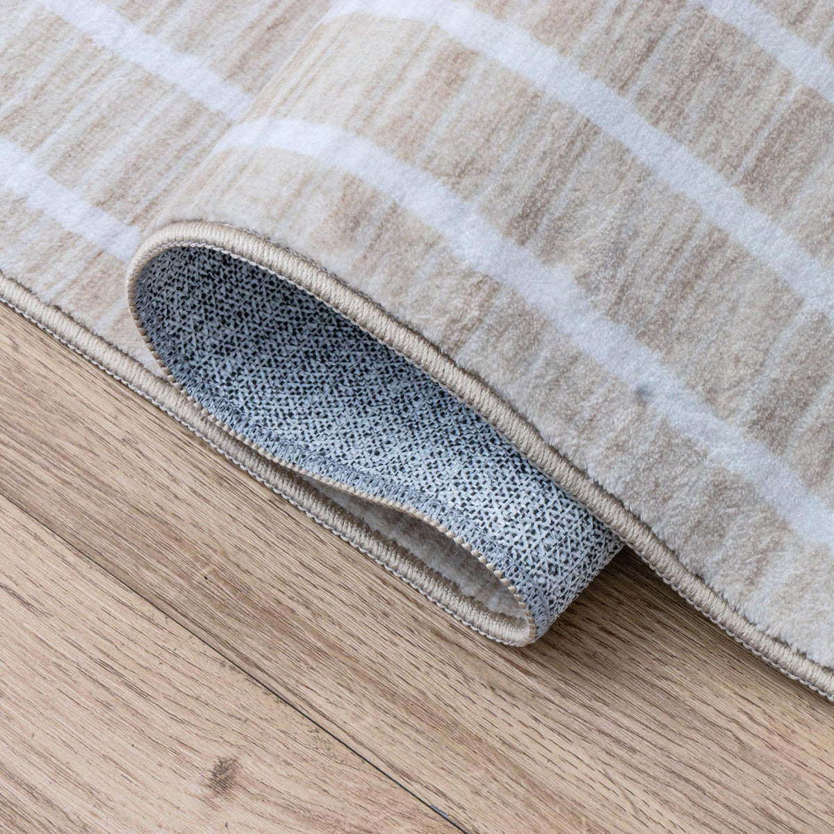 4' X 6' Beige And Cream Striped Distressed Washable Area Rug - HomeRoots - Flyclothing LLC