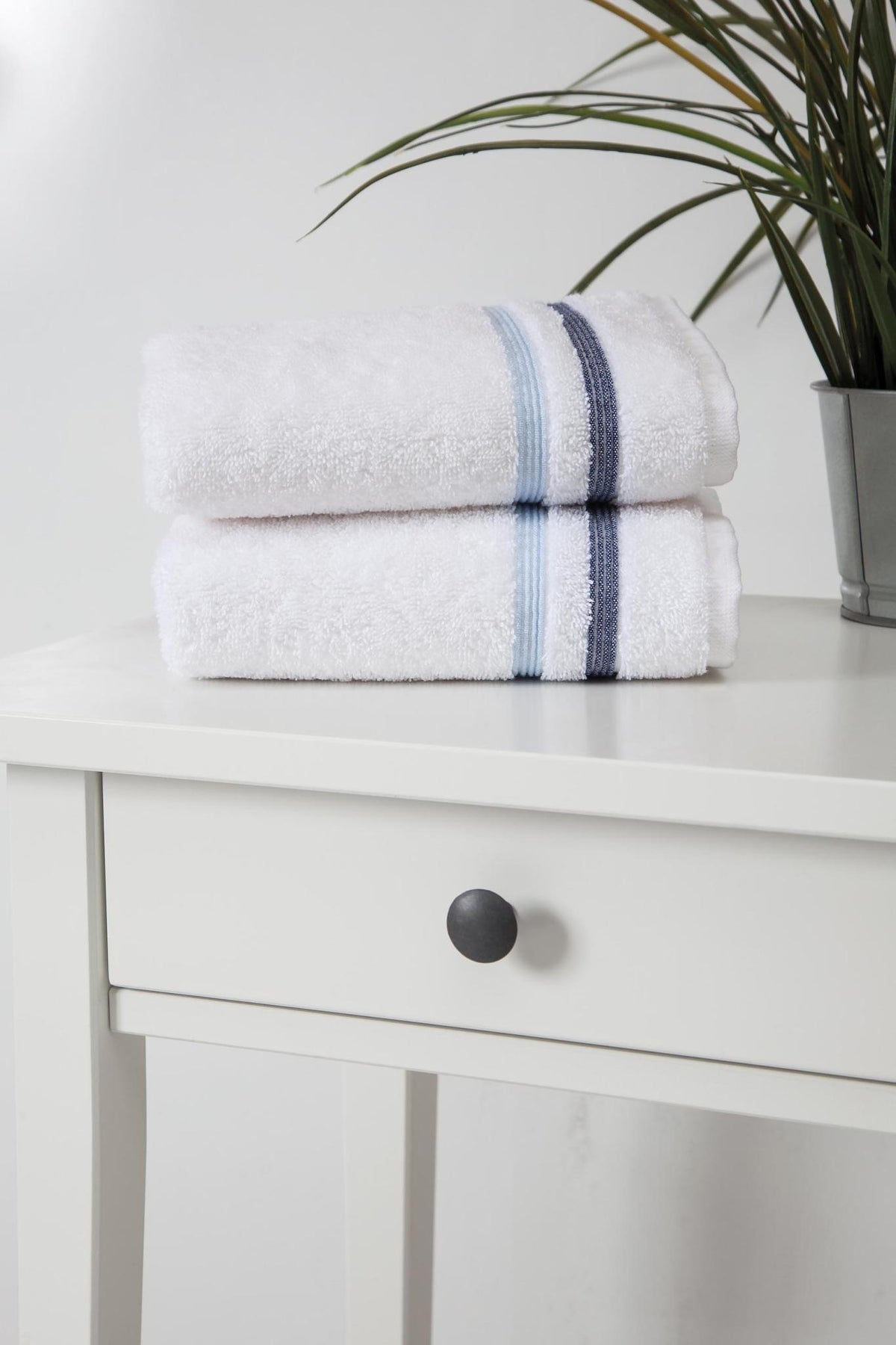 Set of Two White Turkish Cotton 16" X 30" Hand Towels - HomeRoots - Flyclothing LLC