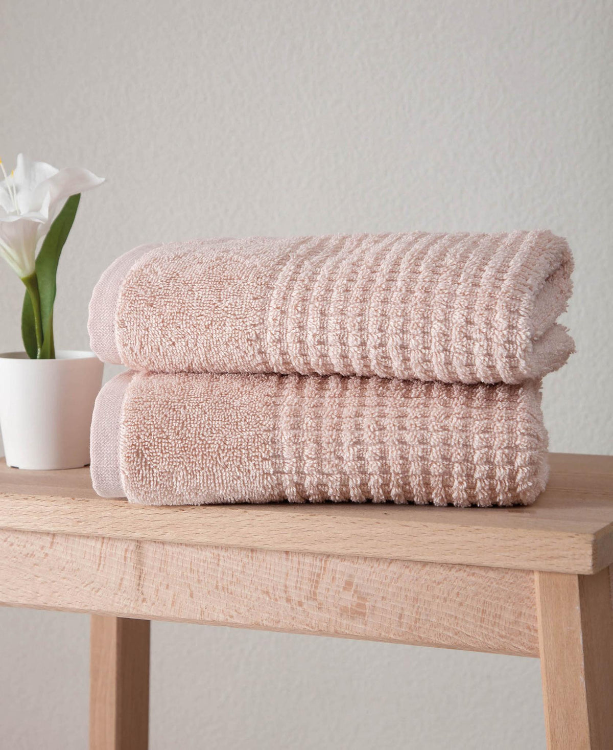 Set of Two Pink Polka Dots Turkish Cotton 16" X 30" Hand Towels - HomeRoots - Flyclothing LLC