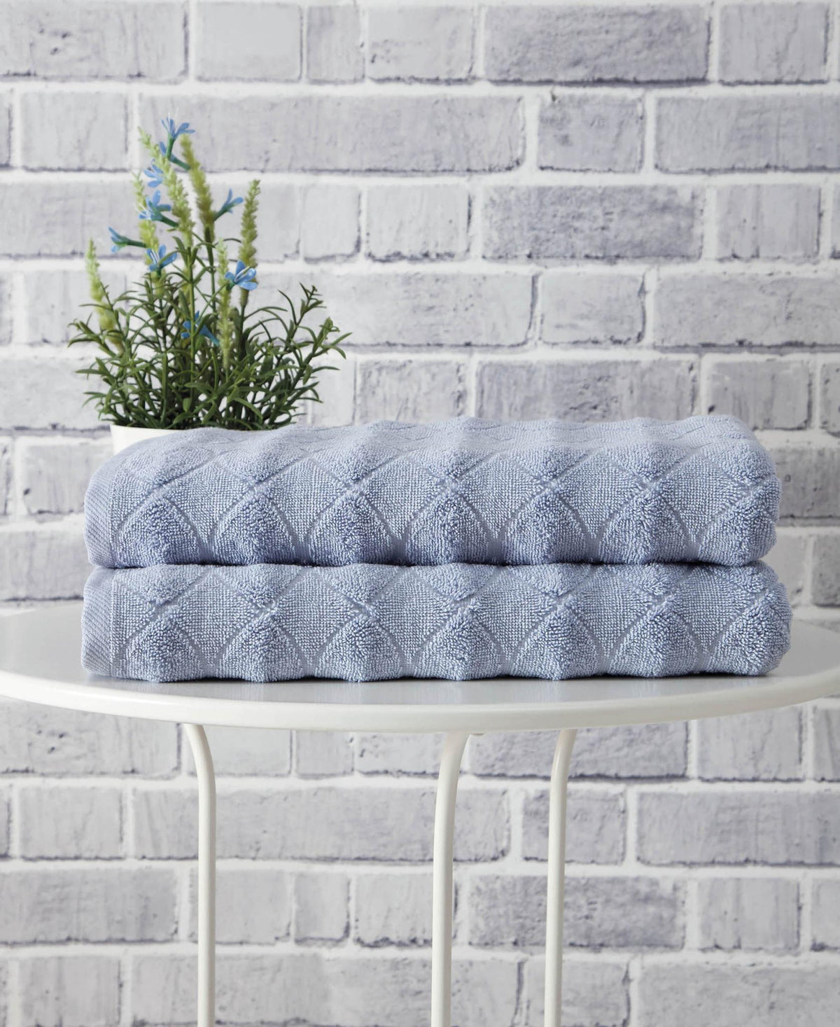 Set of Two Navy Blue Geometric Turkish Cotton 27" X 54" Bath Towels - HomeRoots - Flyclothing LLC