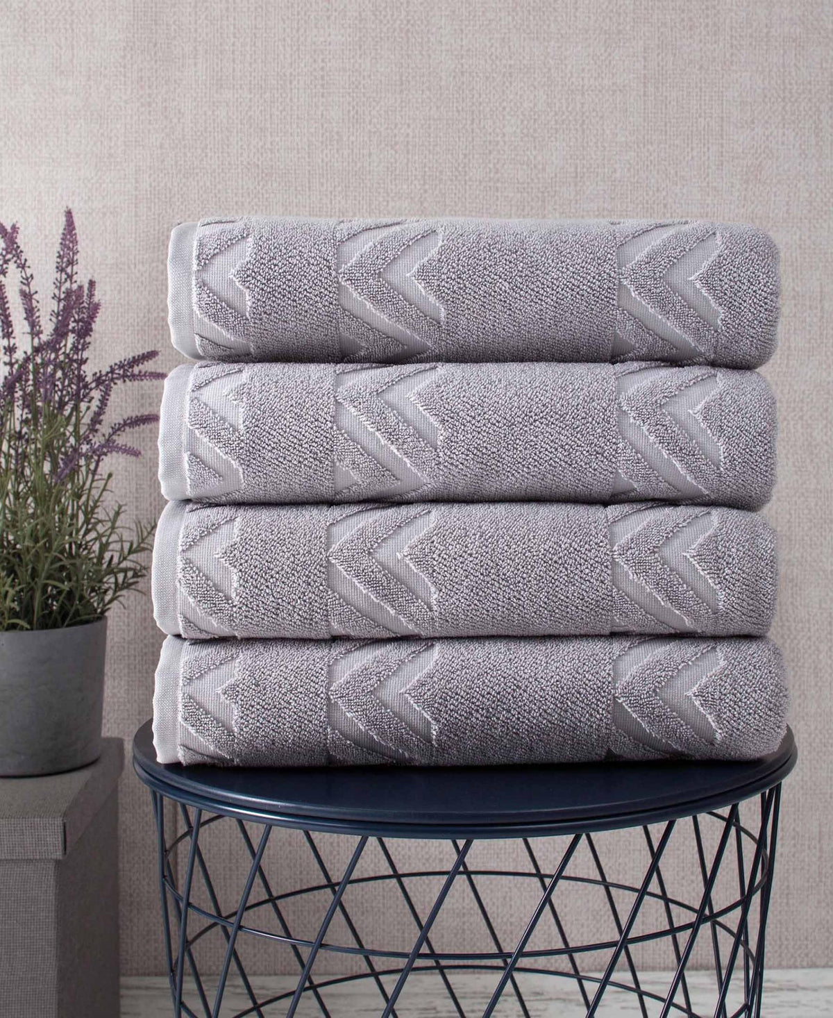 Set of Four Light Gray Geometric Turkish Cotton 27" X 54" Bath Towels - HomeRoots - Flyclothing LLC