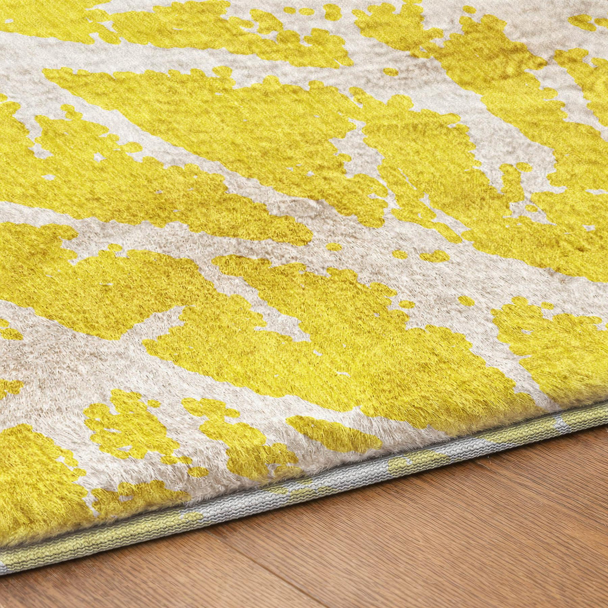 8' X 10' Yellow And Ivory Geometric Shag Washable Area Rug With UV Protection - HomeRoots - Flyclothing LLC