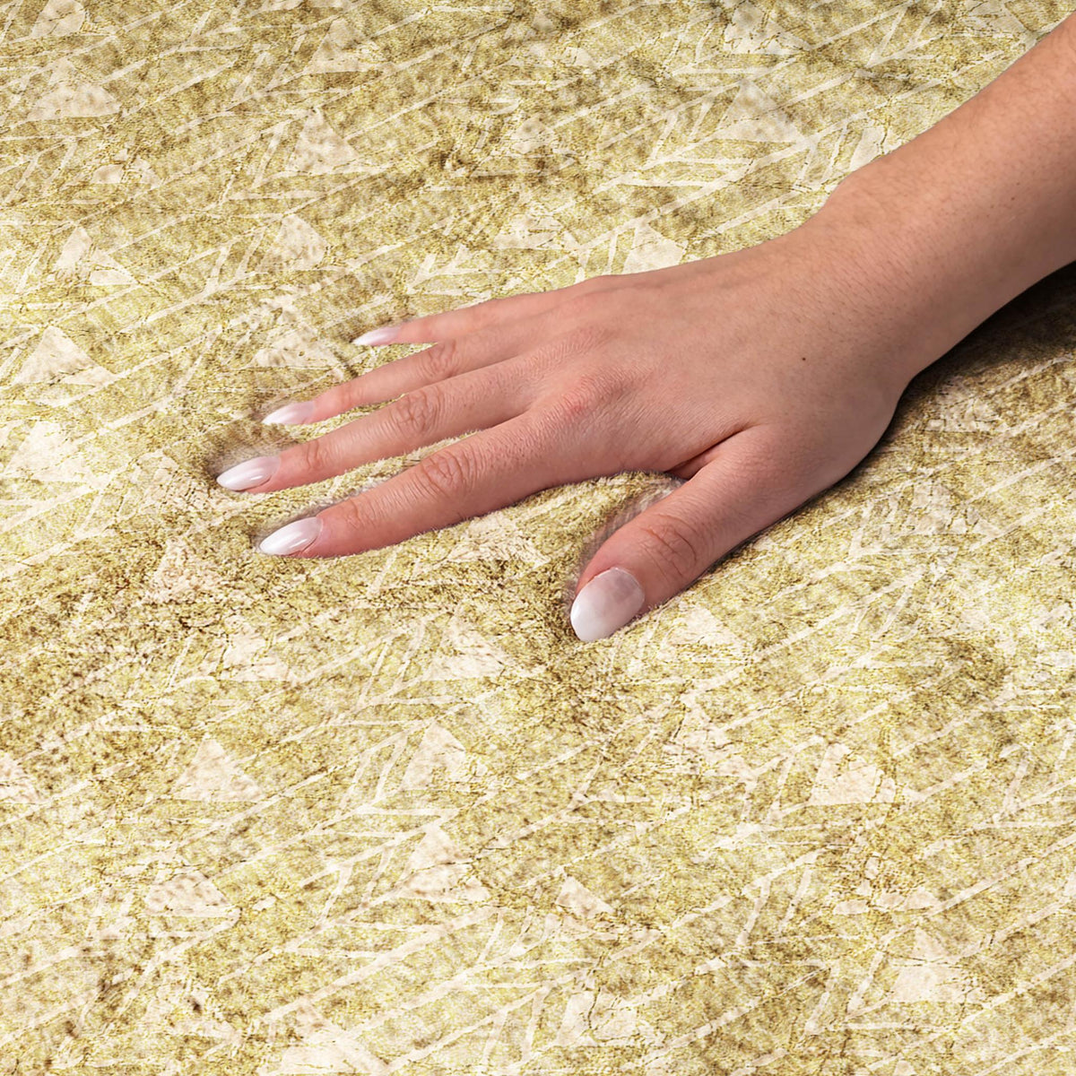 3' X 5' Gold And Beige Geometric Shag Washable Area Rug With UV Protection - HomeRoots - Flyclothing LLC