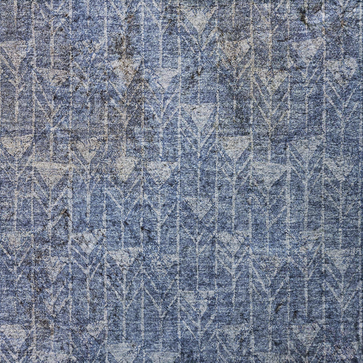 5' X 8' Navy Blue And Ivory Geometric Shag Washable Area Rug With UV Protection - HomeRoots - Flyclothing LLC