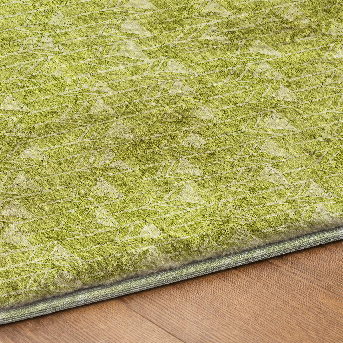 8' Green And Gray Geometric Shag Washable Round Rug With UV Protection - HomeRoots - Flyclothing LLC