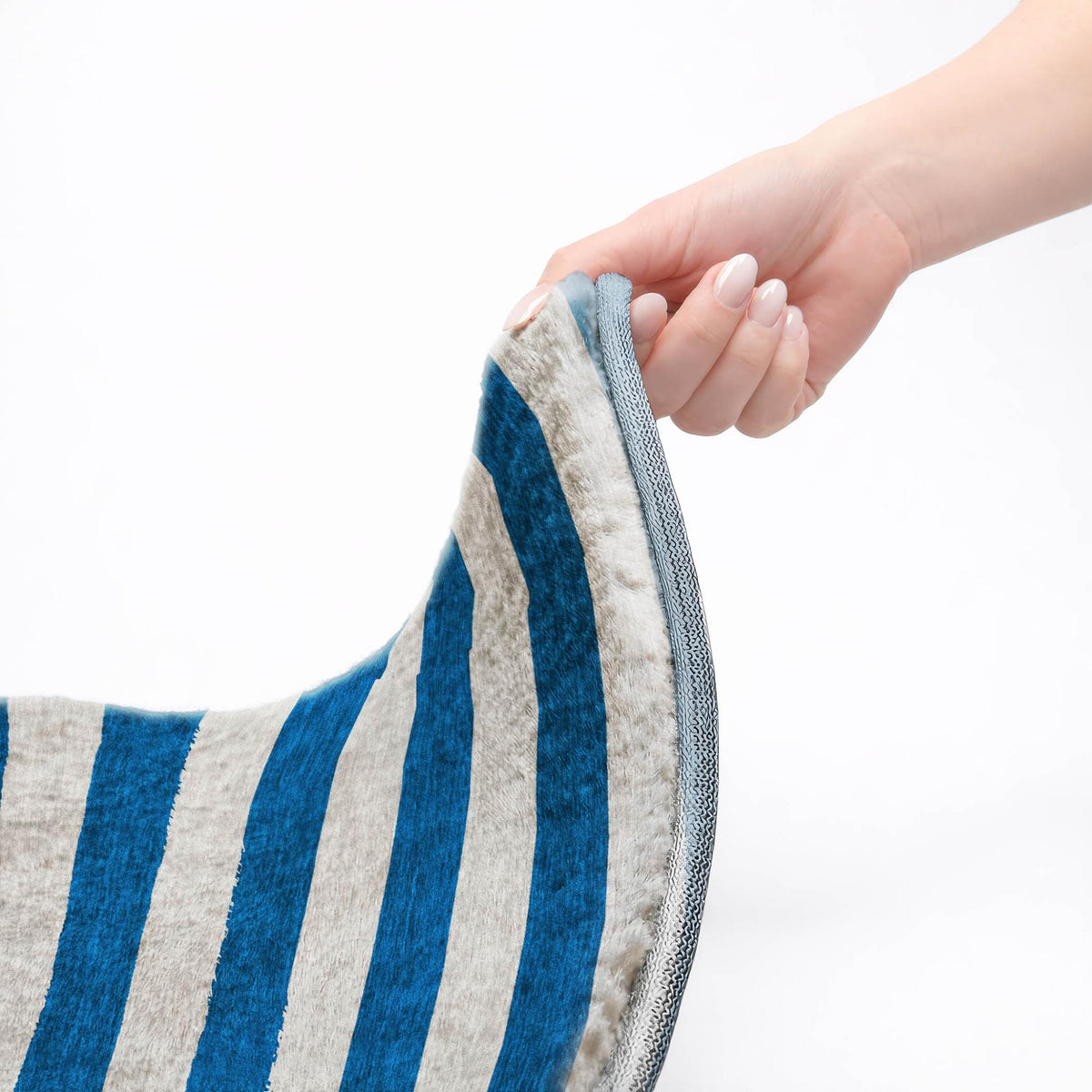 8' Blue And Gray Striped Shag Washable Round Rug With UV Protection - HomeRoots - Flyclothing LLC