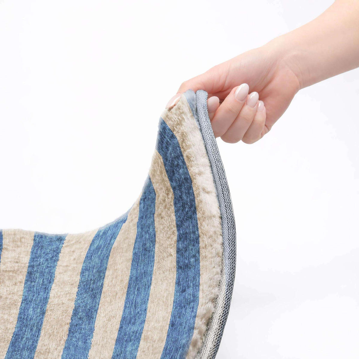 8' Tan And Navy Blue Striped Shag Washable Round Rug With UV Protection - HomeRoots - Flyclothing LLC
