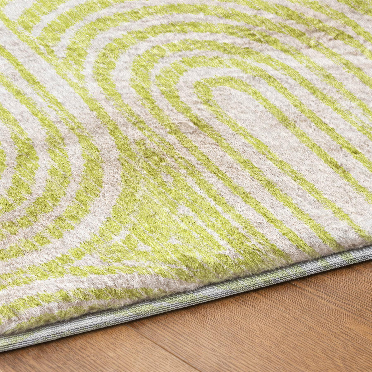8' Green And Ivory Geometric Shag Washable Round Rug With UV Protection - HomeRoots - Flyclothing LLC