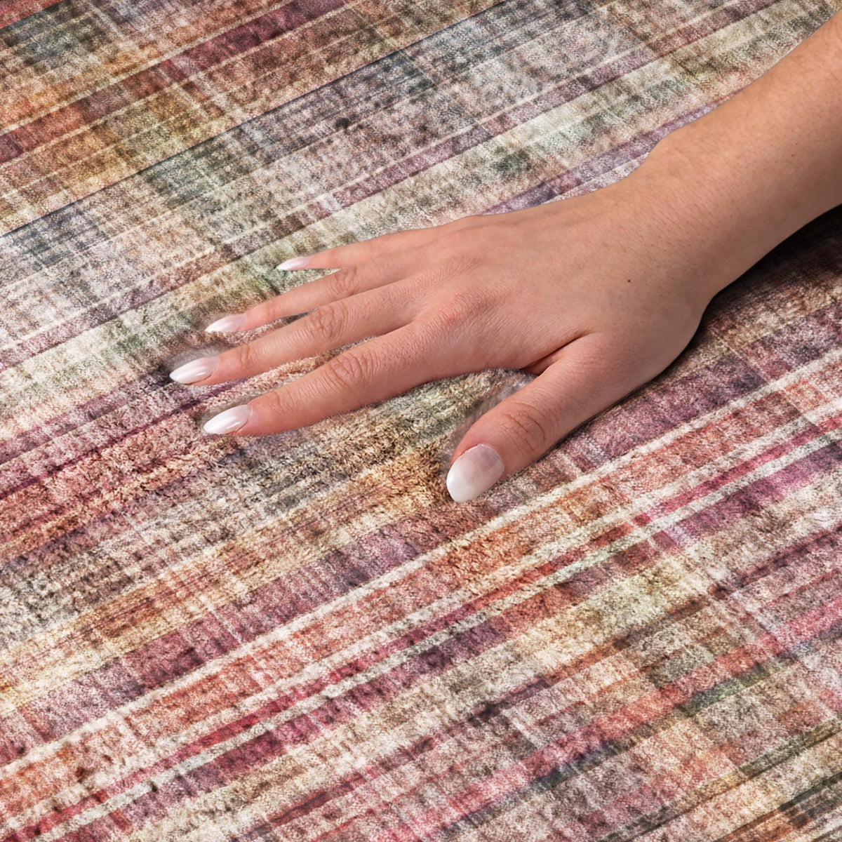 5' X 8' Red And Ivory Plaid Shag Washable Area Rug With UV Protection - HomeRoots - Flyclothing LLC