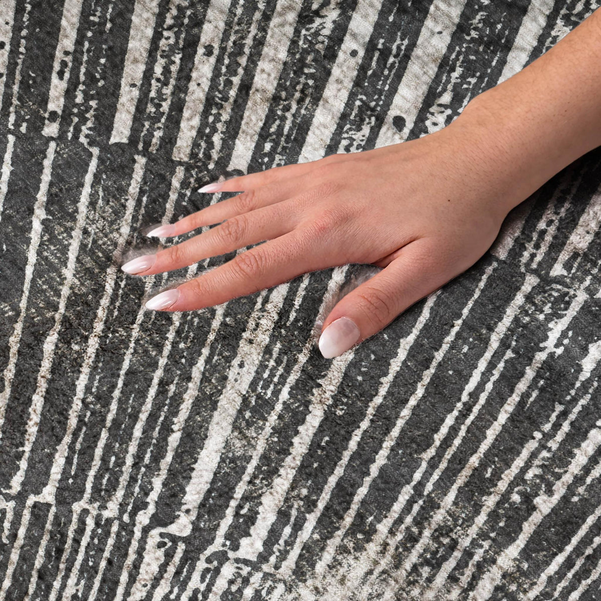9' X 12' Black And Gray Geometric Shag Washable Area Rug With UV Protection - HomeRoots - Flyclothing LLC