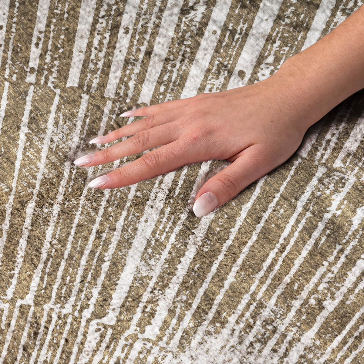 8' X 10' Chocolate And Ivory Geometric Shag Washable Area Rug With UV Protection - HomeRoots - Flyclothing LLC