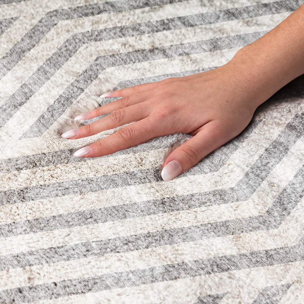 3' X 5' Gray And Ivory Geometric Shag Washable Area Rug With UV Protection - HomeRoots - Flyclothing LLC