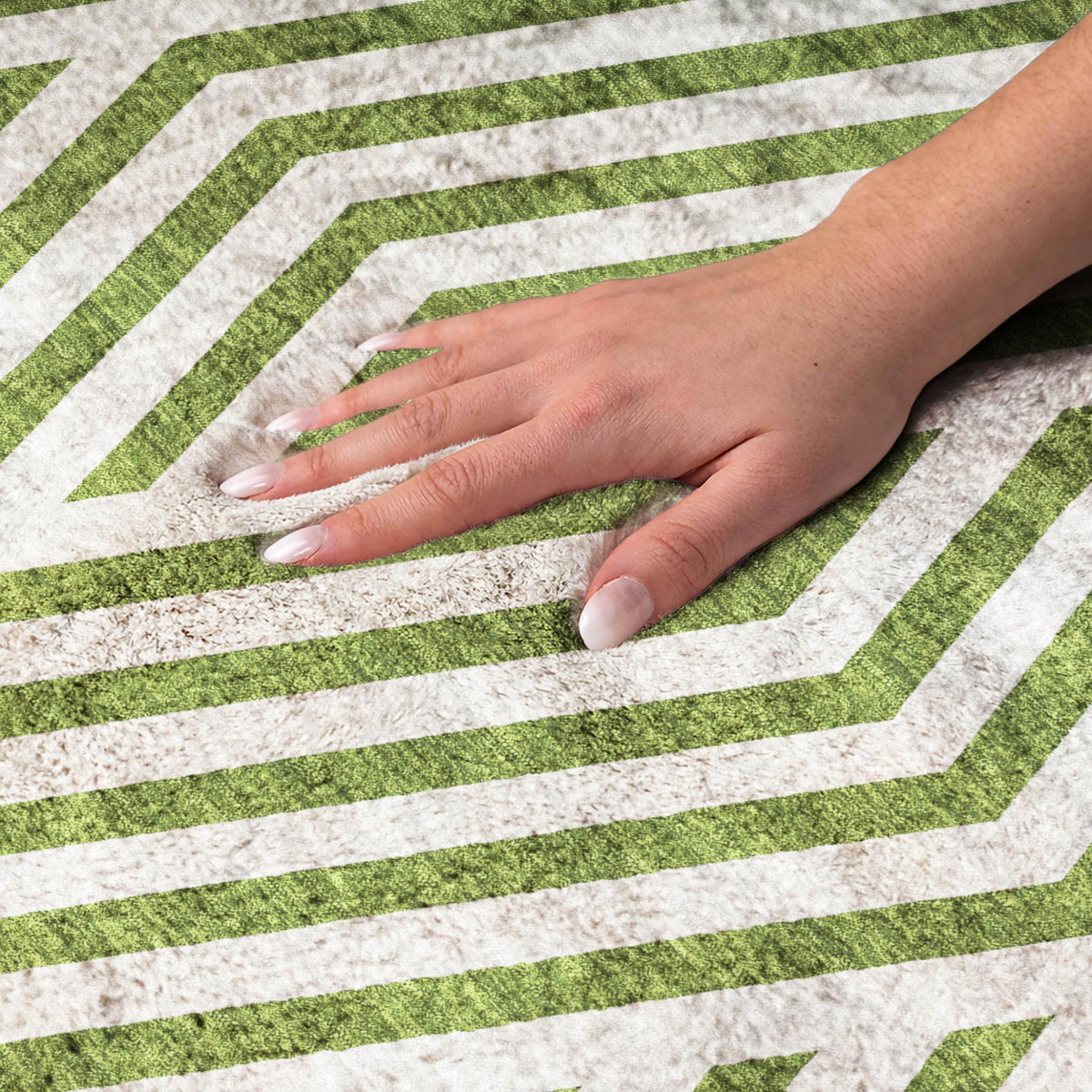 8' Olive Green And Ivory Geometric Shag Washable Round Rug With UV Protection - HomeRoots - Flyclothing LLC