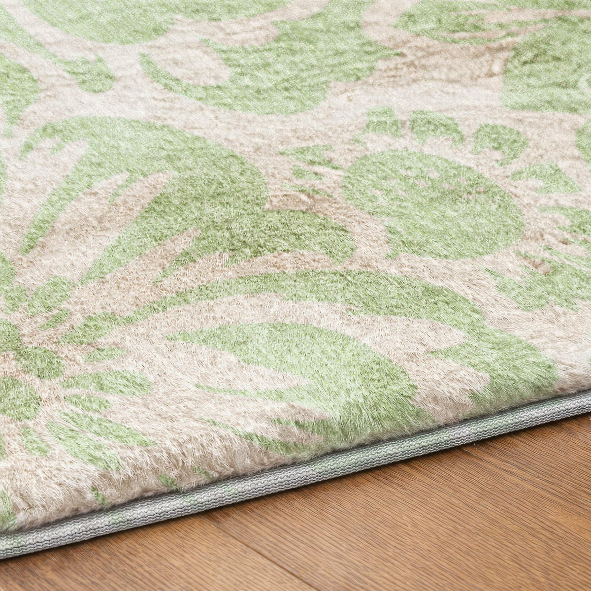 5' X 8' Mint Green And Ivory Floral Shag Washable Area Rug With UV Protection - HomeRoots - Flyclothing LLC