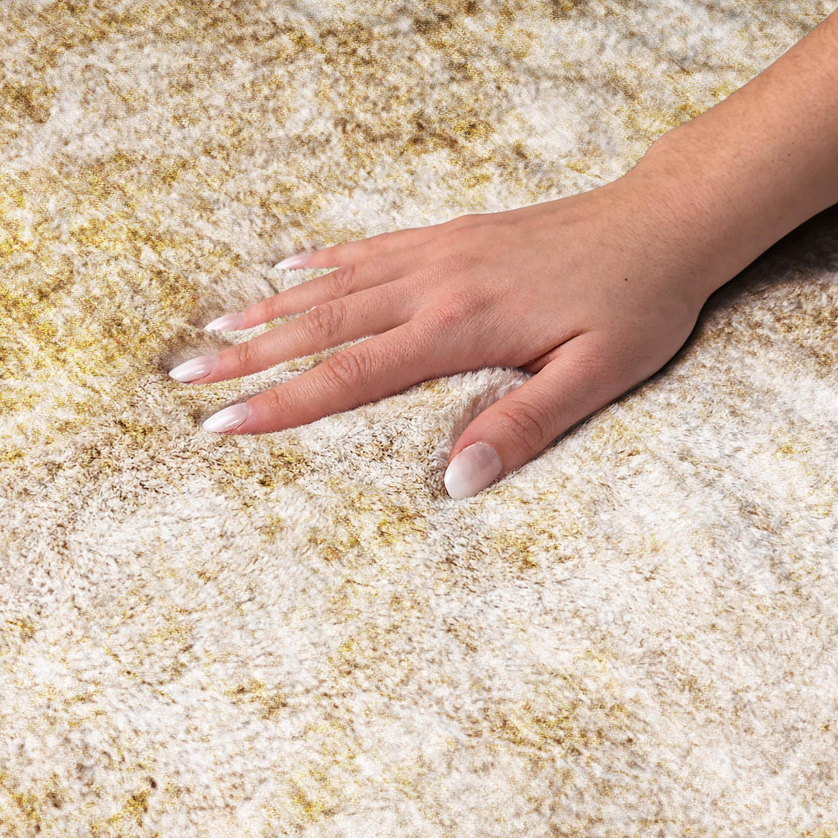 5' X 8' Beige And Ivory Abstract Shag Washable Area Rug With UV Protection - HomeRoots - Flyclothing LLC