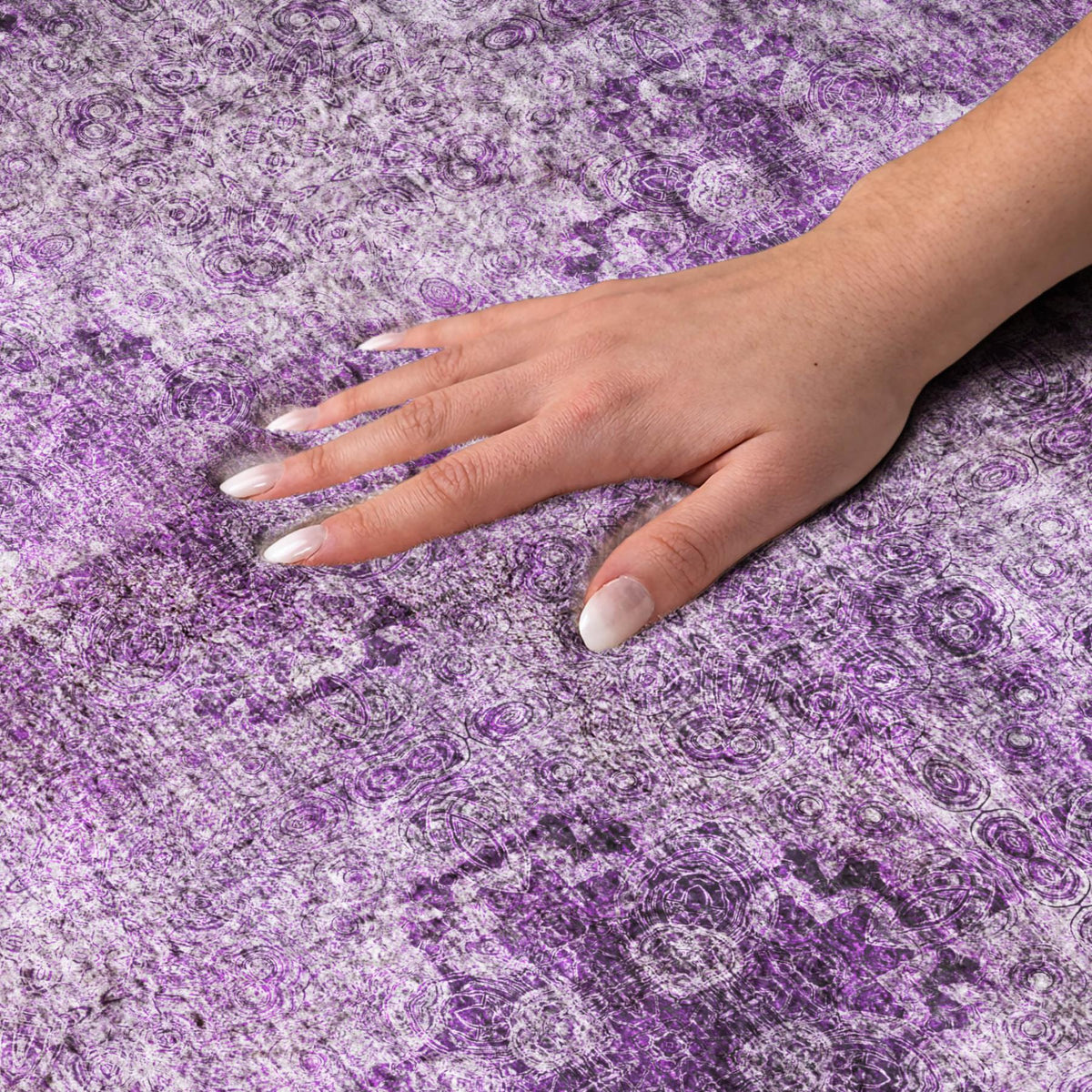 3' X 5' Eggplant And Ivory Medallion Shag Washable Area Rug With UV Protection - HomeRoots - Flyclothing LLC