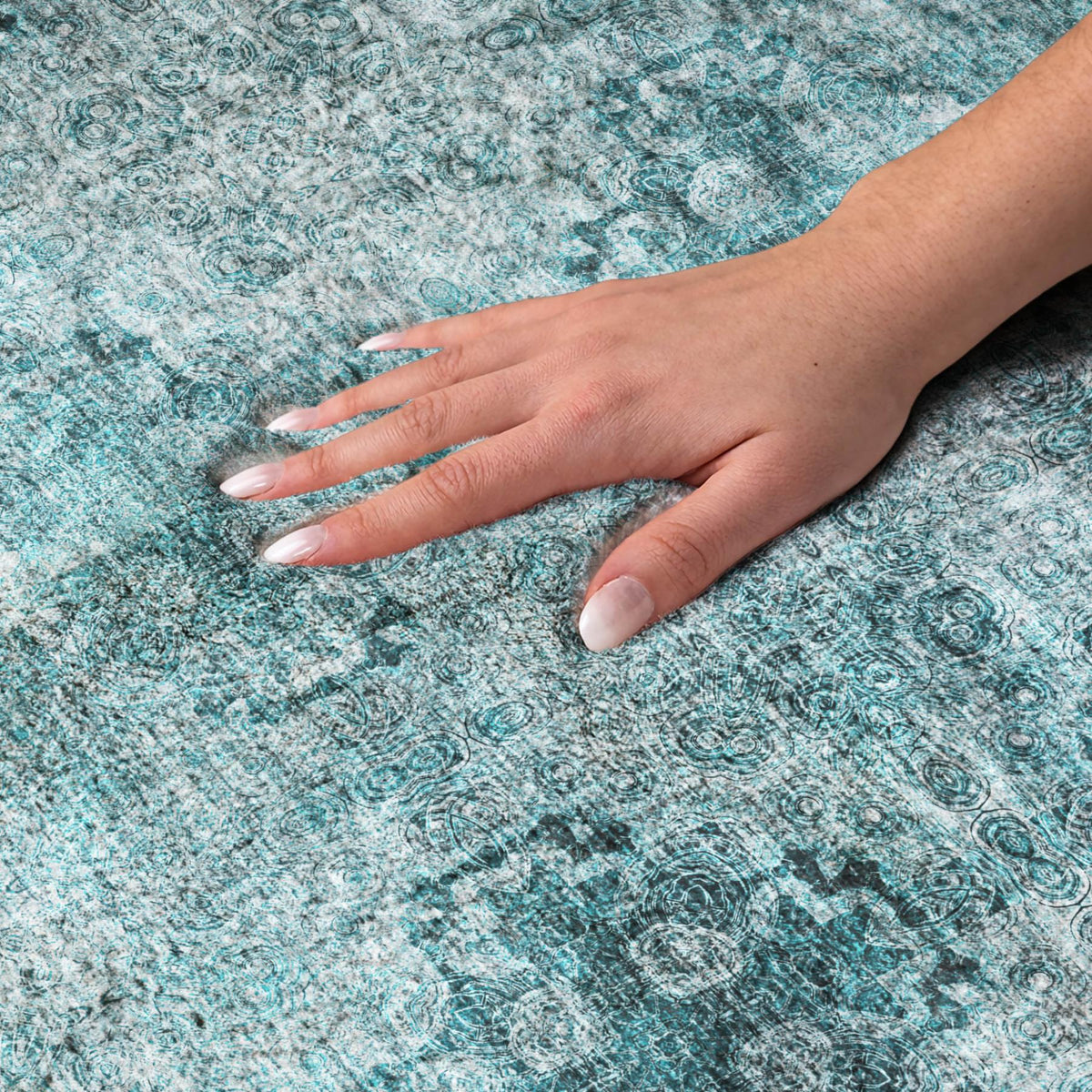 8' X 10' Teal And Ivory Medallion Shag Washable Area Rug With UV Protection - HomeRoots - Flyclothing LLC