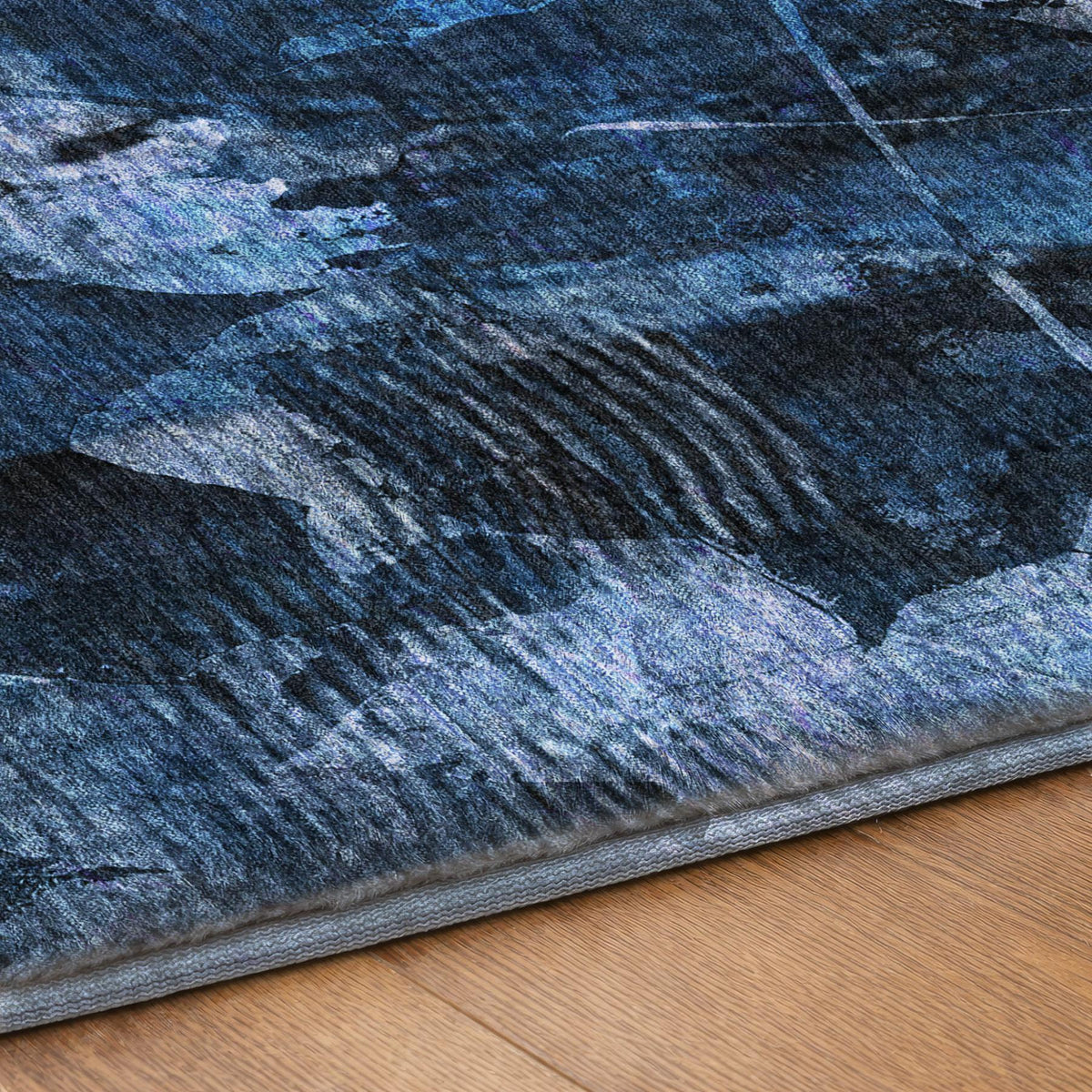 5' X 8' Navy Blue And Ivory Floral Shag Washable Area Rug With UV Protection - HomeRoots - Flyclothing LLC