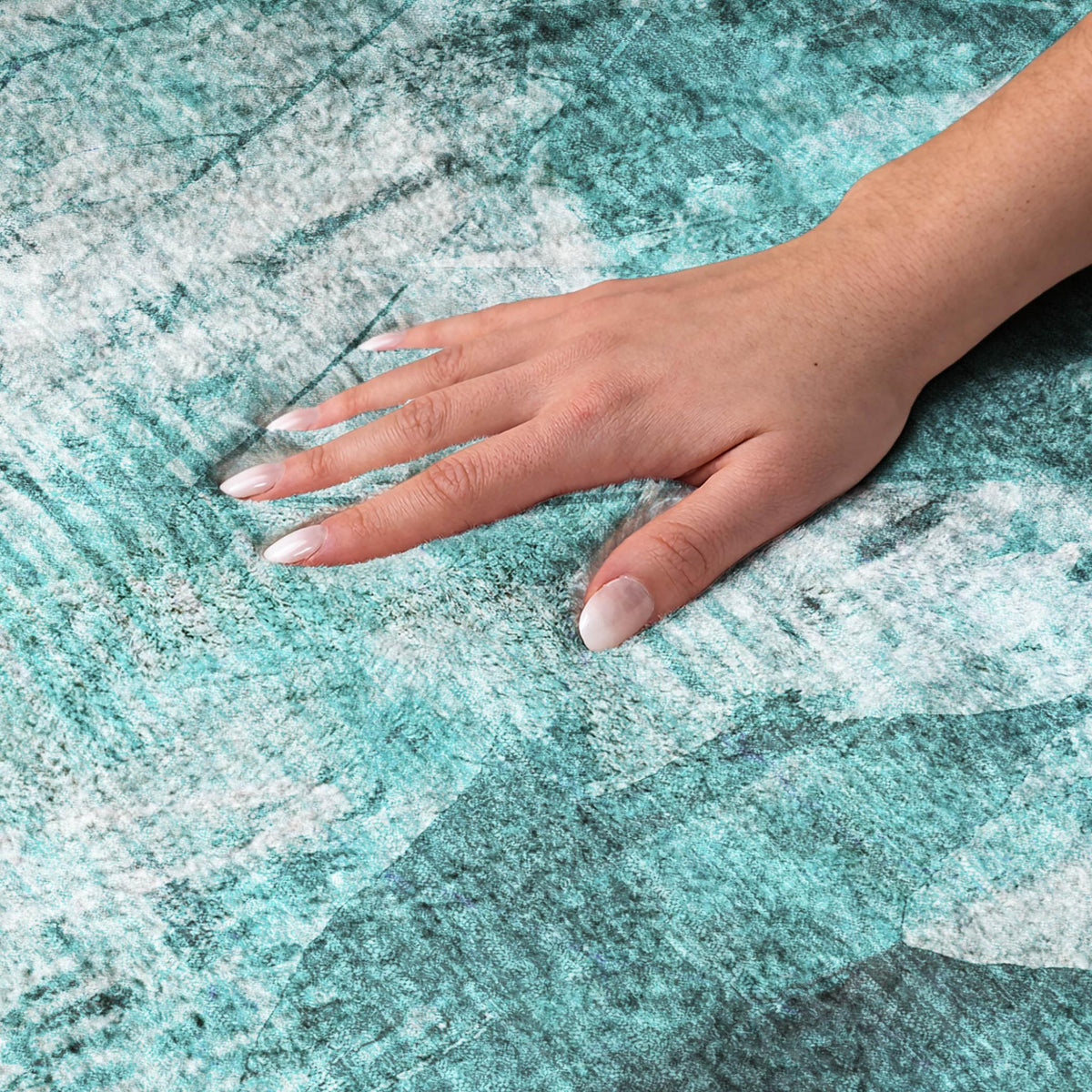 5' X 8' Teal And Ivory Floral Shag Washable Area Rug With UV Protection - HomeRoots - Flyclothing LLC