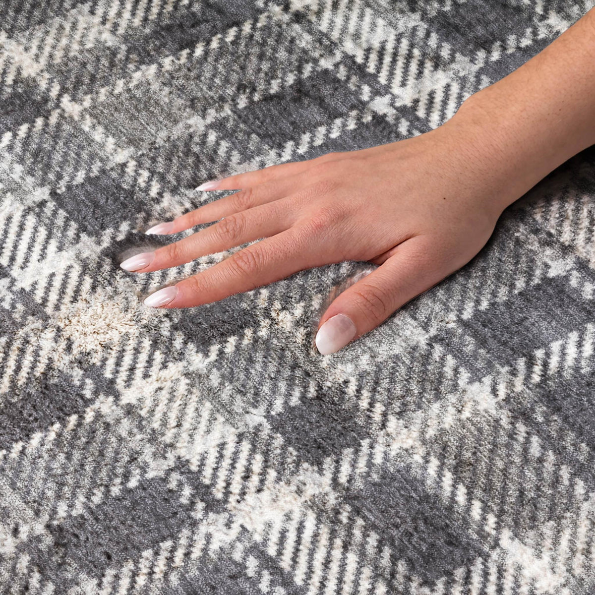 10' X 14' Black And Gray Plaid Shag Washable Area Rug With UV Protection - HomeRoots - Flyclothing LLC