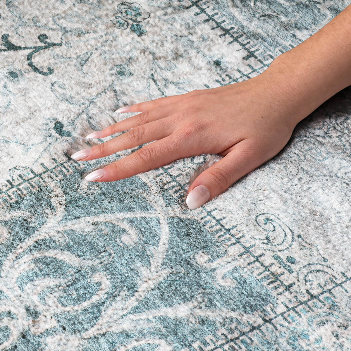 5' X 8' Teal And Ivory Floral Shag Washable Area Rug With UV Protection - HomeRoots - Flyclothing LLC