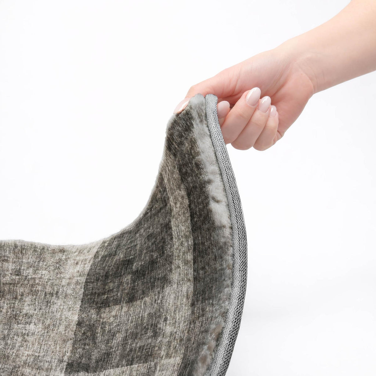 5' X 8' Gray And Silver Geometric Shag Washable Area Rug With UV Protection - HomeRoots - Flyclothing LLC