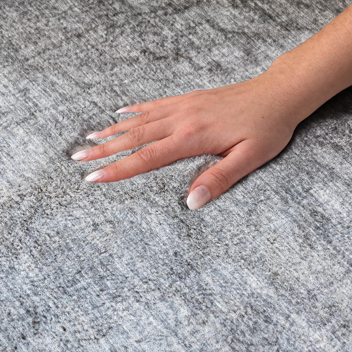 8' Chocolate And Taupe Ombre Shag Washable Round Rug With UV Protection - HomeRoots - Flyclothing LLC