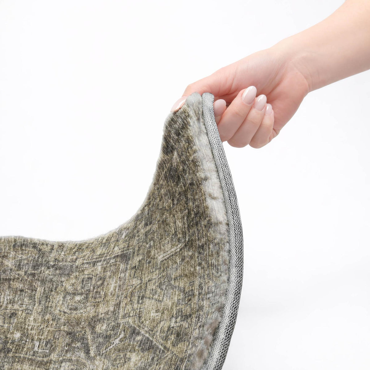 8' Brown And Beige Oriental Shag Washable Round Rug With UV Protection - HomeRoots - Flyclothing LLC