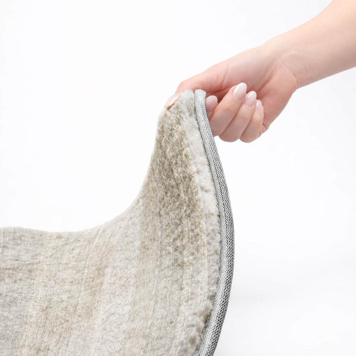 5' X 8' Ivory And Beige Striped Shag Washable Area Rug With UV Protection - HomeRoots - Flyclothing LLC