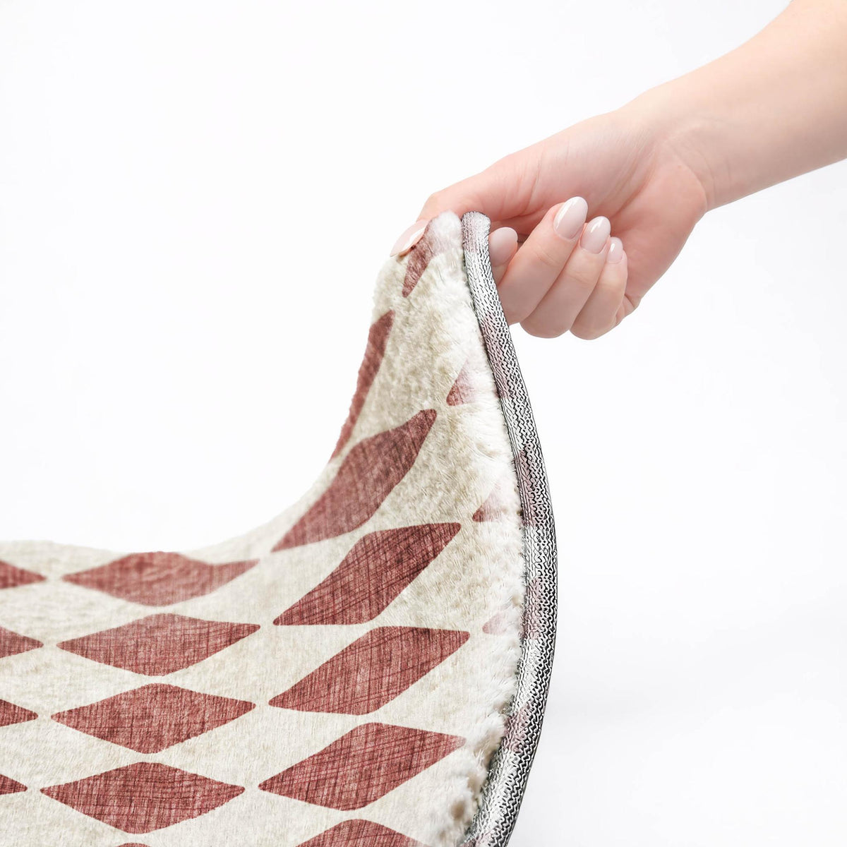 8' Burgundy And Ivory Geometric Shag Washable Round Rug With UV Protection - HomeRoots - Flyclothing LLC