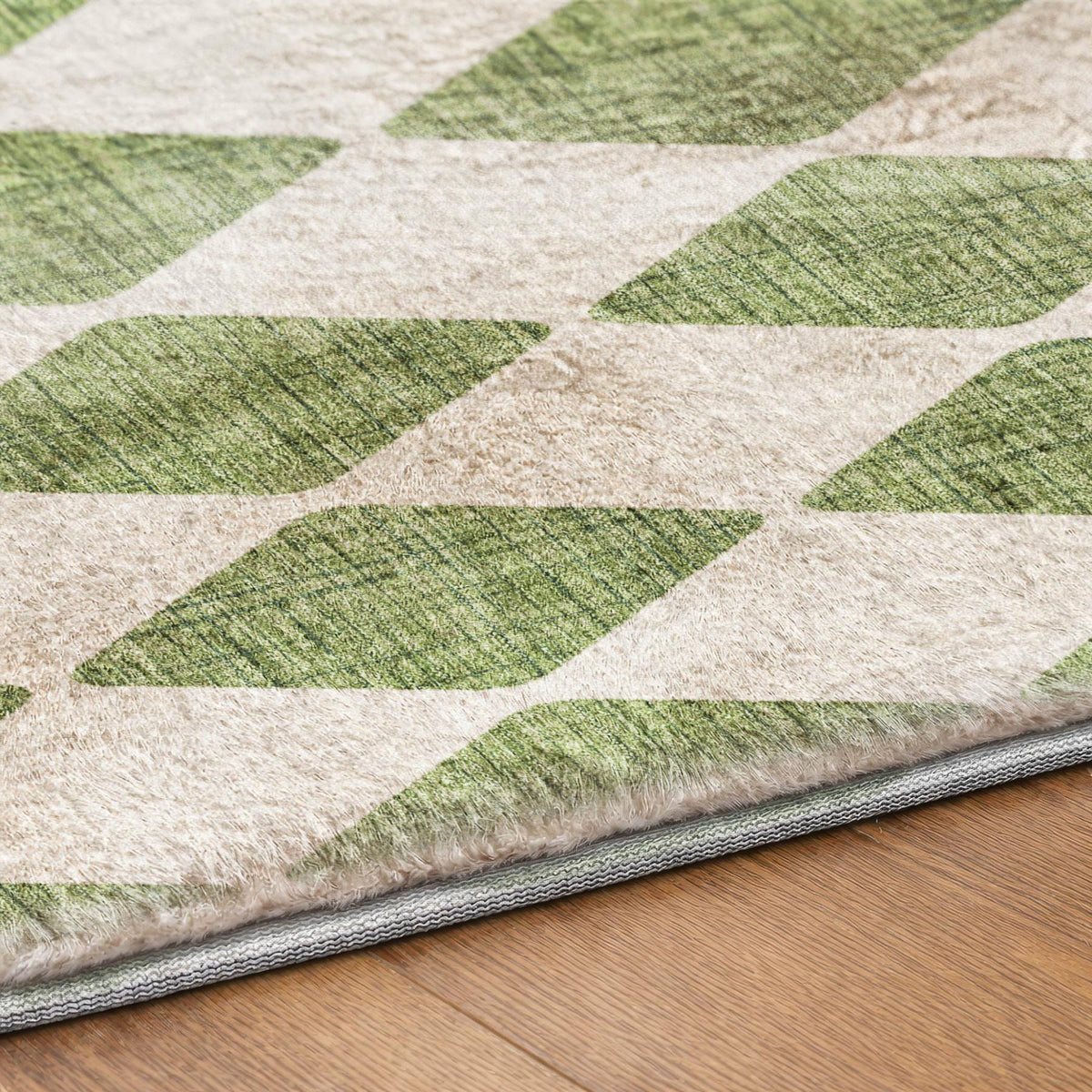 5' X 8' Green And Ivory Geometric Shag Washable Area Rug With UV Protection - HomeRoots - Flyclothing LLC