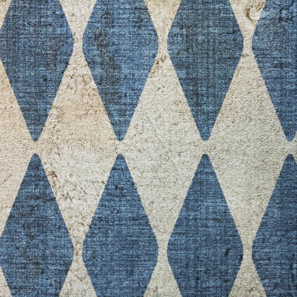5' X 8' Navy Blue And Ivory Geometric Shag Washable Area Rug With UV Protection