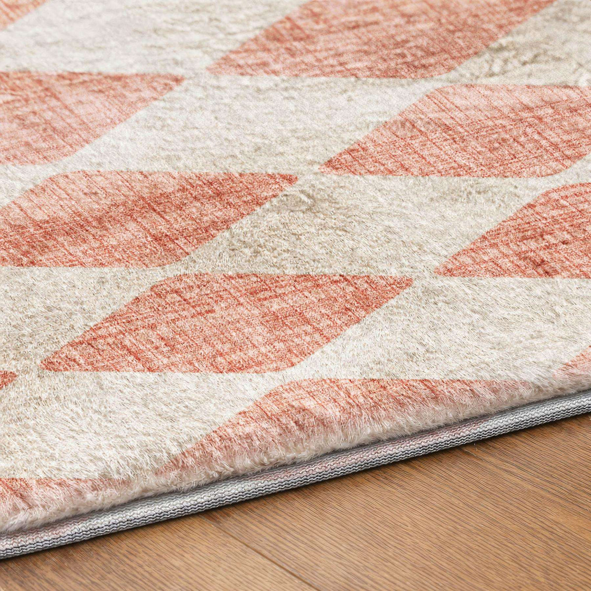 5' X 8' Salmon And Ivory Geometric Shag Washable Area Rug With UV Protection - HomeRoots - Flyclothing LLC
