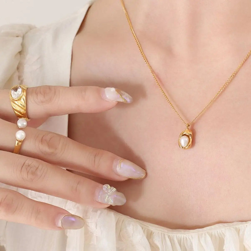 18K Gold-Plated Pearl Pendant Necklace - Trendsi