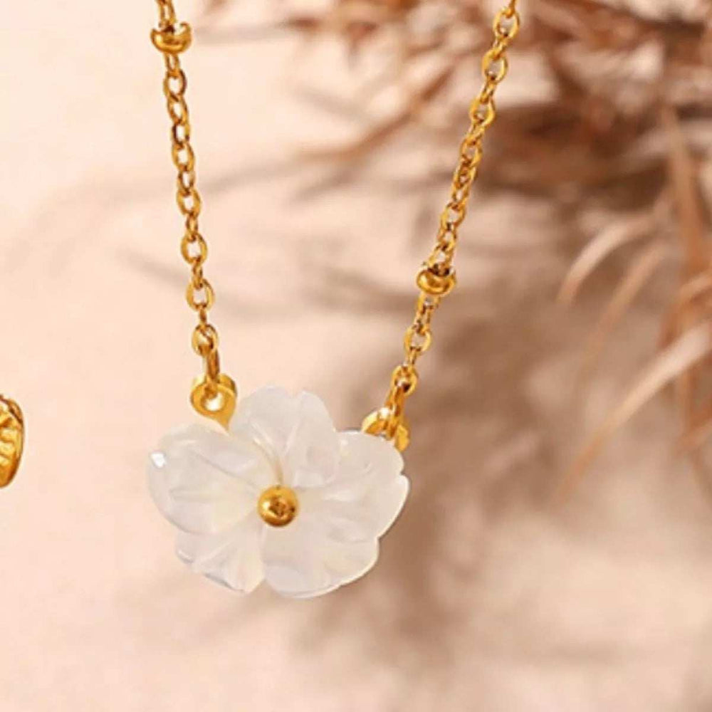 18K Gold-Plated Stainless Steel Flower Pendant Necklace - Trendsi - Flyclothing LLC