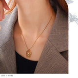 18K Gold-Plated Stainless Steel Flower Pendant Necklace - Trendsi - Flyclothing LLC