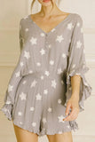 Star Print Crinkle Textured Kimono Ruffle Sleeve Romper - Trendsi