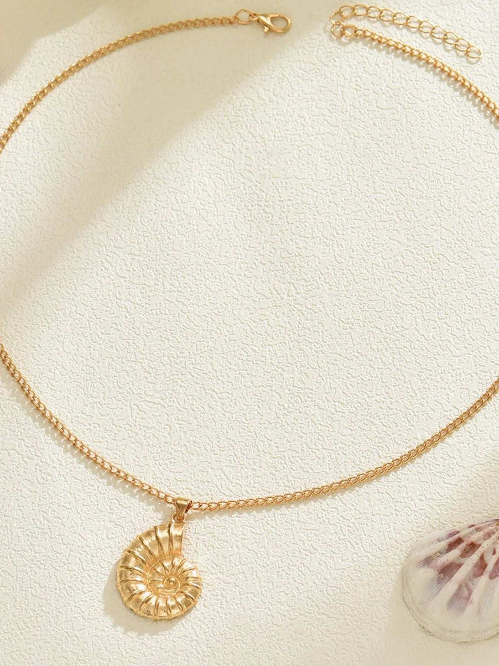 18K Gold-Plated Shell Pendant Necklace - Trendsi - Flyclothing LLC