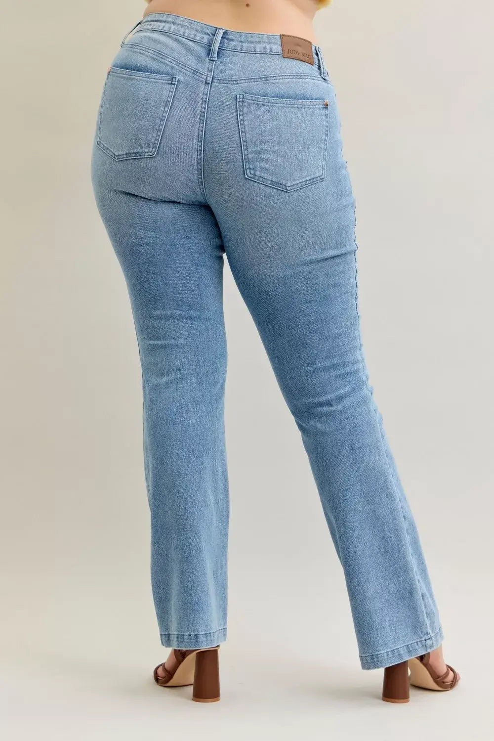 Judy Blue Full Size Mid Rise Bootcut Jeans with Contrast Wash & Front Patch Pockets Plus Size - Trendsi - Flyclothing LLC