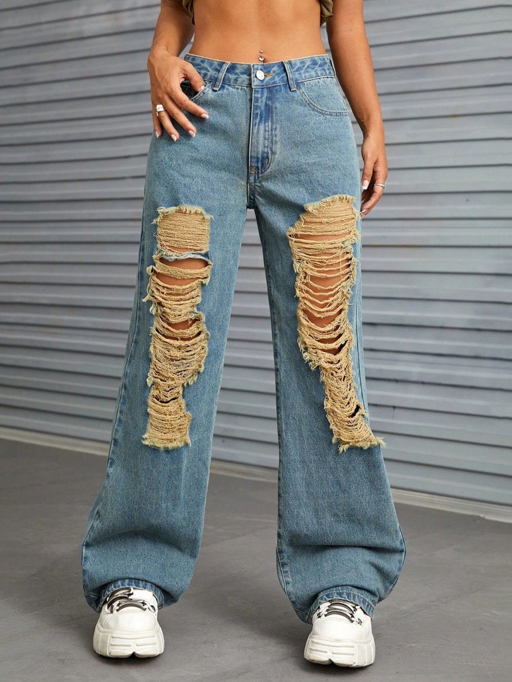 Distressed Wide Leg Jeans with Pockets - Trendsi