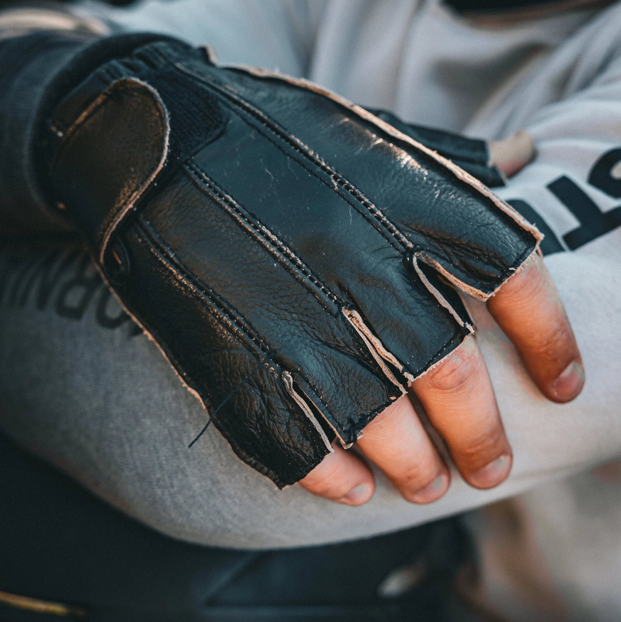 Mens Fingerless Leather Gloves - Unik Just for Bikers - Flyclothing LLC